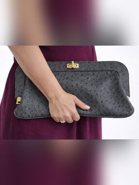 Ivanka Trump Y2K Oversized Gray Ostrich Faux Leather Embossed Clutch Bag